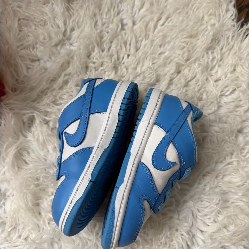 Nike kids low